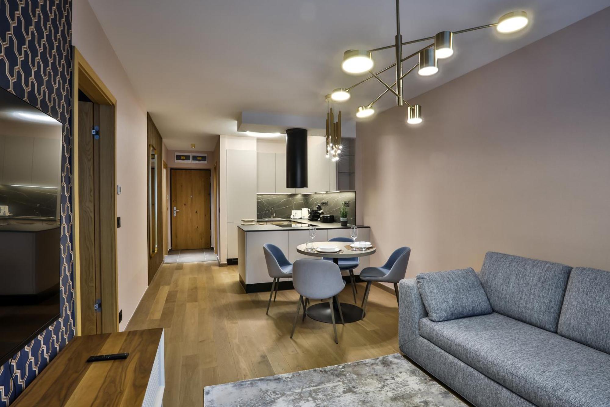 Sun Hill Luxury Suites Budapest Exteriör bild