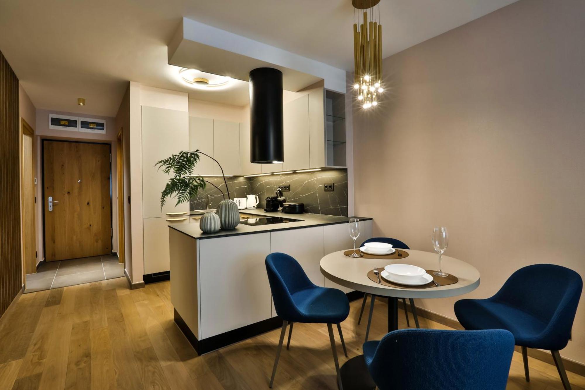 Sun Hill Luxury Suites Budapest Exteriör bild