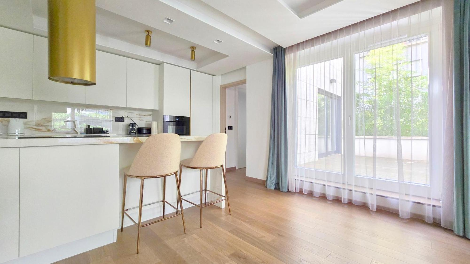 Sun Hill Luxury Suites Budapest Exteriör bild